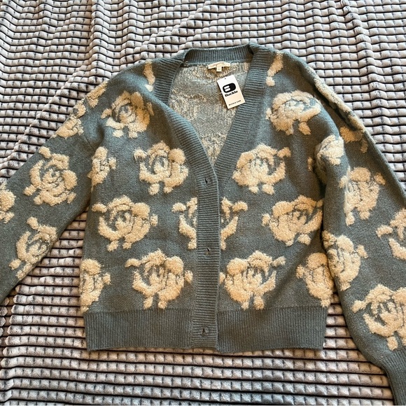Mystree Sweaters - Mystree Blue and Cream Floral Cardigan
